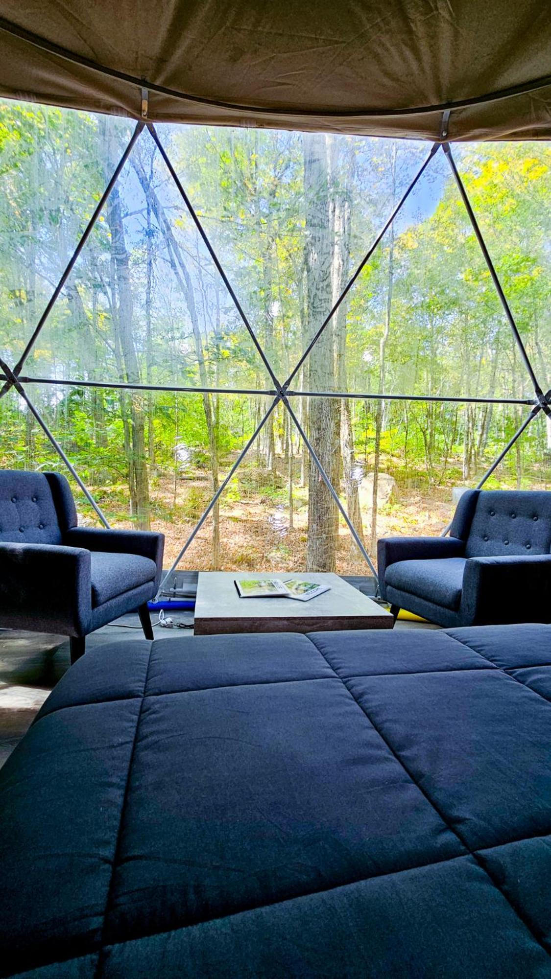 Dome Le Rocher Brownsburg エクステリア 写真